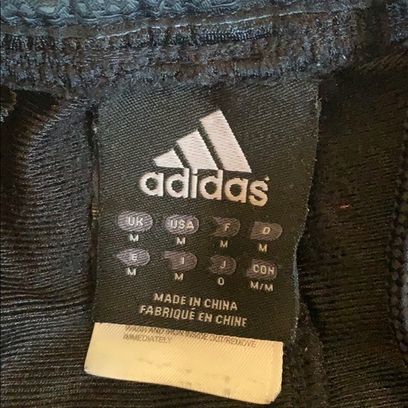 Men’s ADIDAS Shorts - Picture 3 of 5